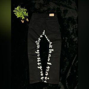 Custom × Japanese Brand × Streetwear